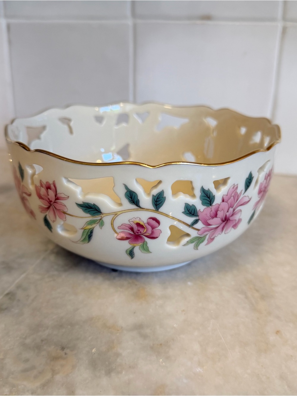 LENOX White Porcelain Floral Decorative Bowl with Gold Trim